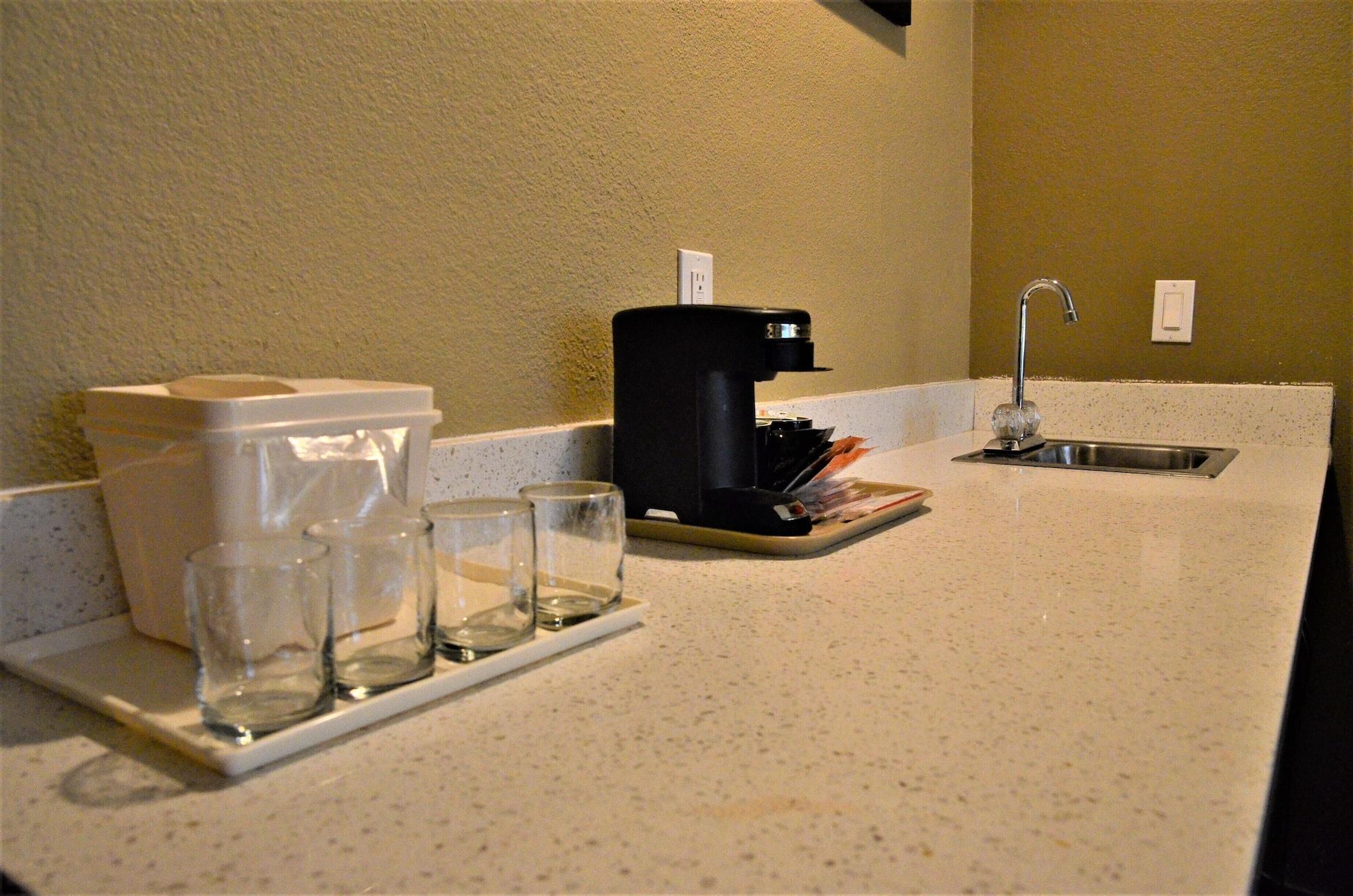 Comfort Inn & Suites Beaverton - Portland West מראה חיצוני תמונה