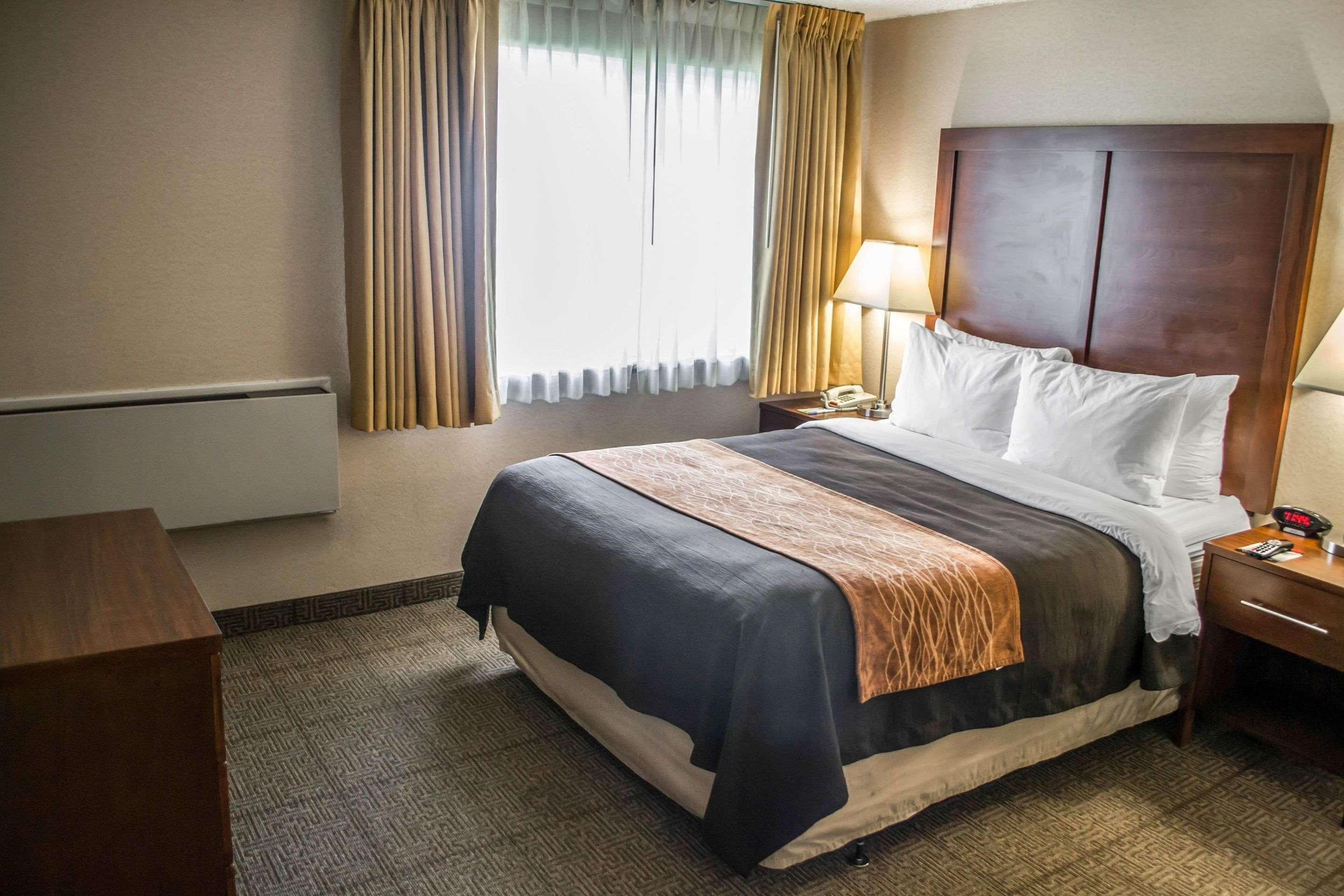 Comfort Inn & Suites Beaverton - Portland West מראה חיצוני תמונה