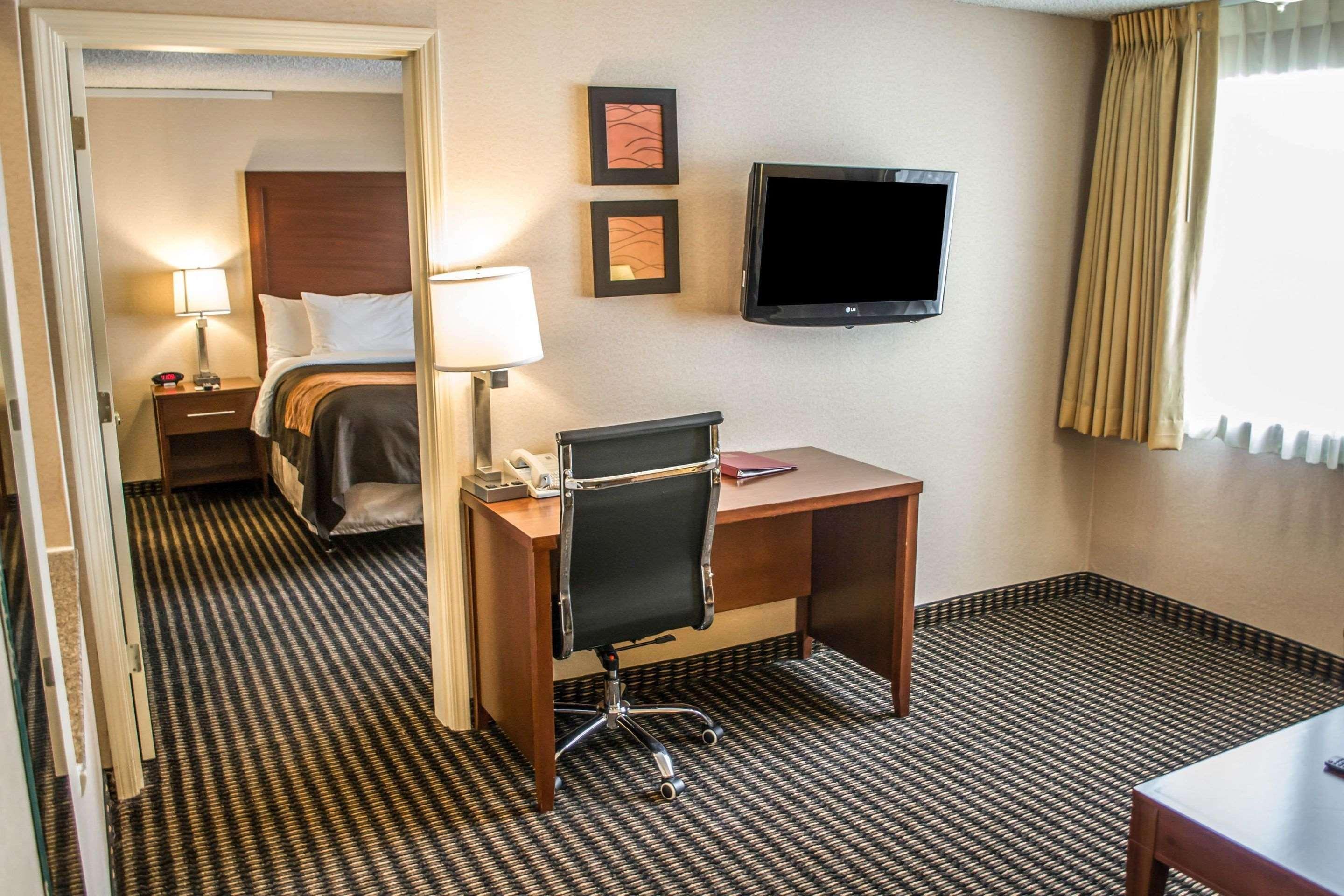 Comfort Inn & Suites Beaverton - Portland West מראה חיצוני תמונה
