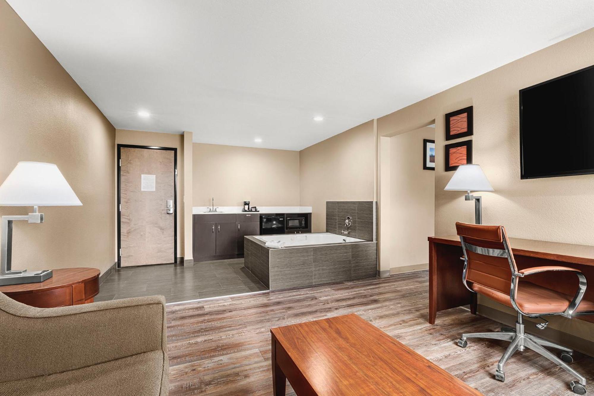 Comfort Inn & Suites Beaverton - Portland West מראה חיצוני תמונה