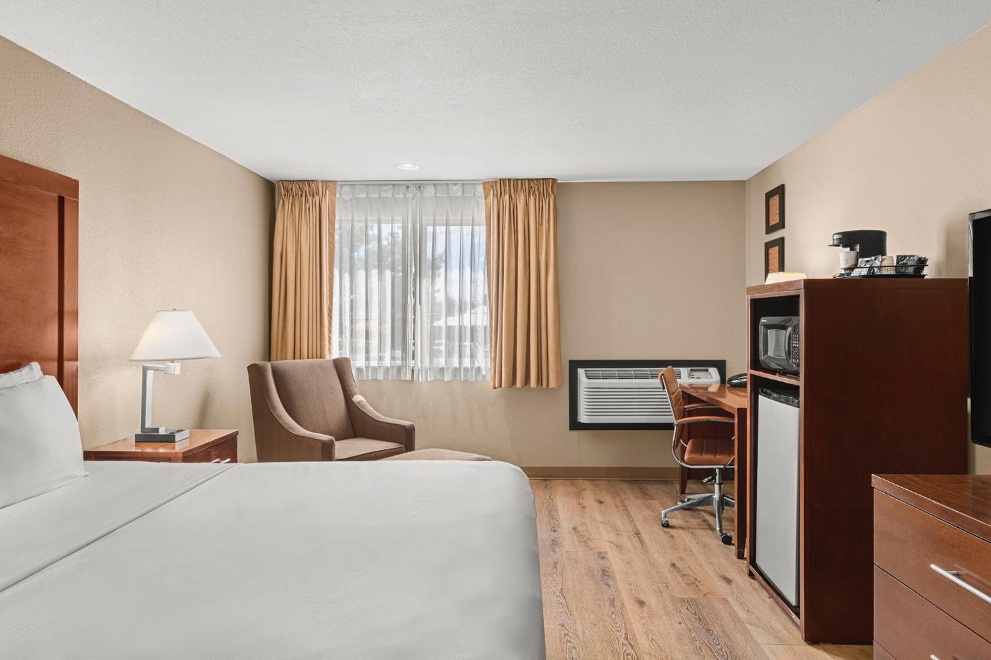 Comfort Inn & Suites Beaverton - Portland West מראה חיצוני תמונה