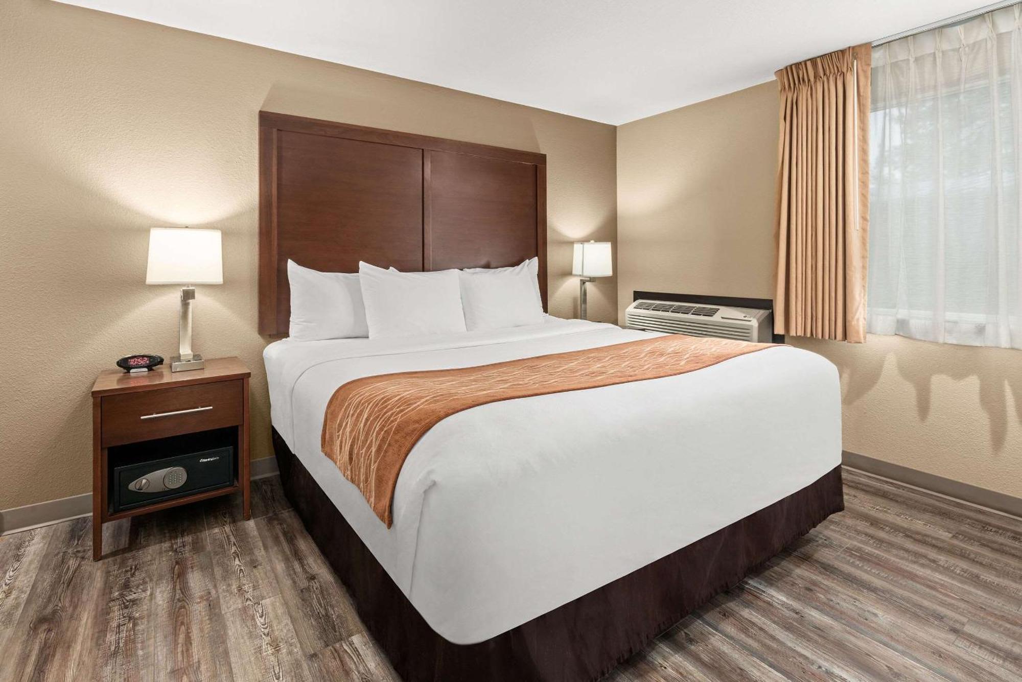 Comfort Inn & Suites Beaverton - Portland West מראה חיצוני תמונה